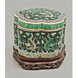 Japanese Kyo-yaki plum blossom shaped box, 19th century, with Chinese style green and yellow colored