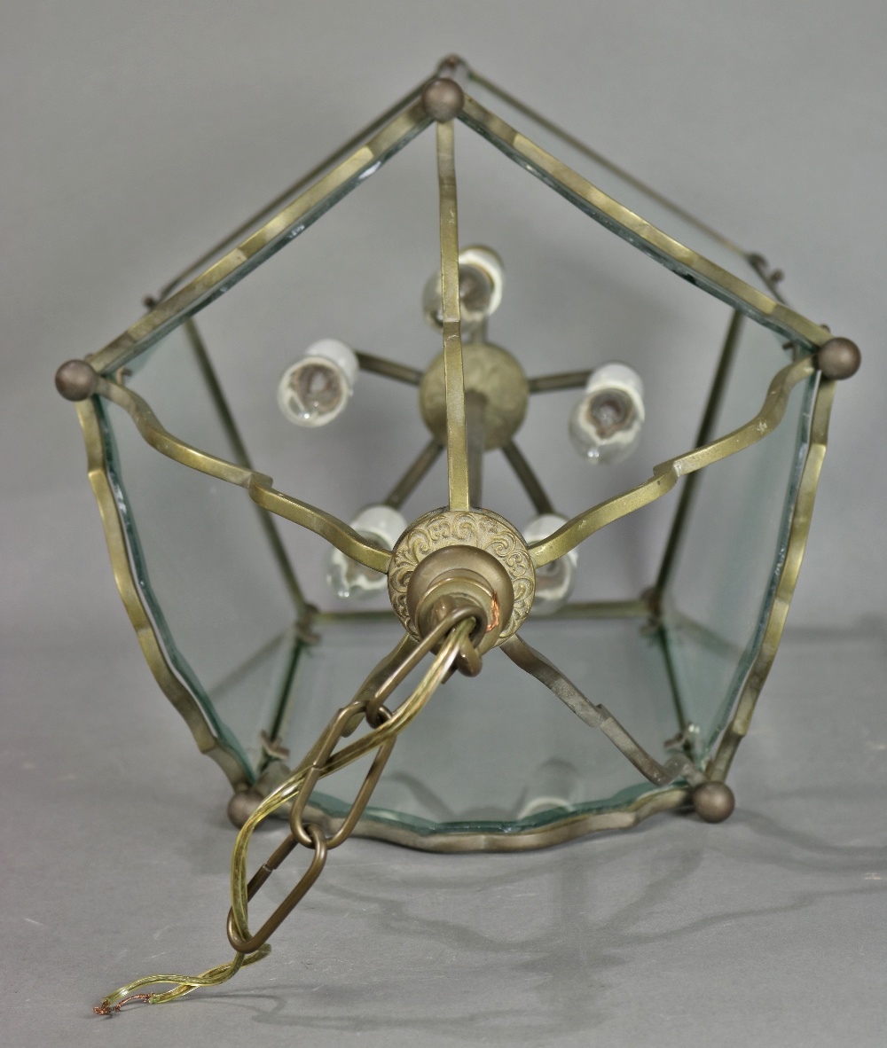 Georgian style brass lantern, having beveled glass panels surrounding five lights - Image 3 of 4