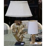 (lot of 2) Table lamp group, consisting of a table lamp having gilt wood fragment mounted on a