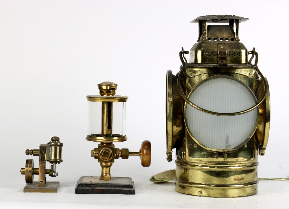 (lot of 3) Brass ship's lantern, electrified, together with two railroad model oilers, one inscribed - Image 2 of 5