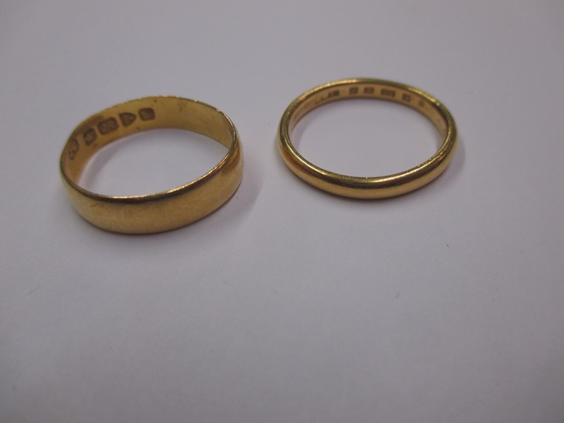 Two 22ct gold wedding bands, approx weight 6.4g