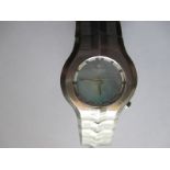 A vintage ladies Tag Heuer wristwatch