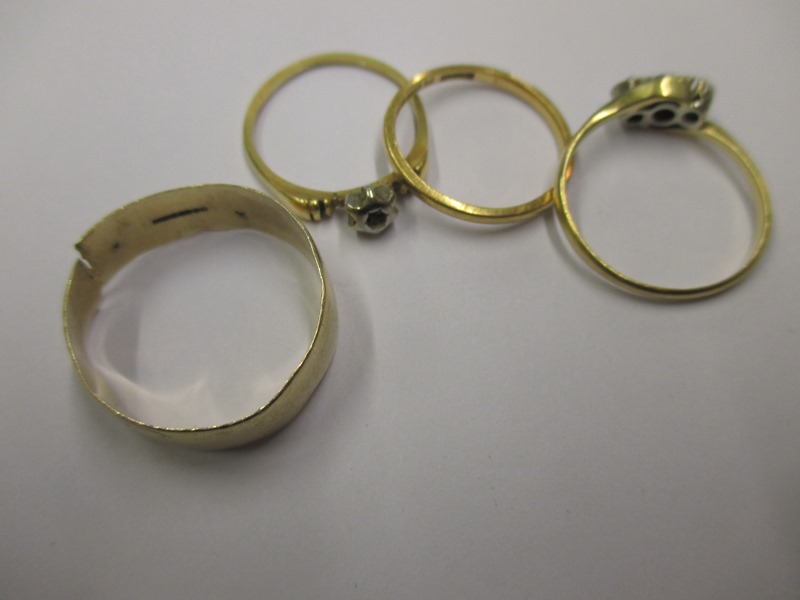 4 mixed carat gold rings, aprox weight 7.5g