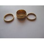 3 x 22ct gold rings, approx weight 17.5g