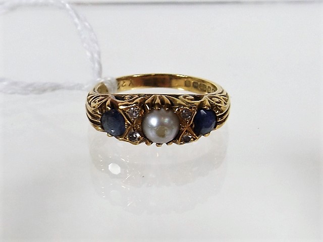 An 18ct Gold Ladies Ring With Sapphire, Small Diam
