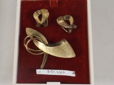 A 9ct Gold Brooch & Earring Set