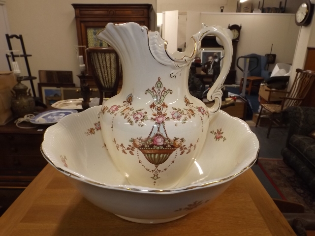 A Crown Staffordshire Wash Jug & Basin