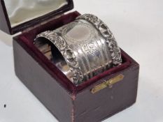 A Decorative Heavy Gauge Silver Napkin Ring