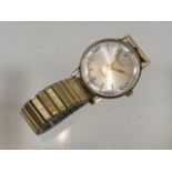 A 9ct Bravingtons Renown gents watch