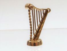 A 9ct gold harp