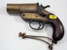 A Webley & Scott Ltd. 1916 brass flare gun