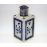 A Chinese porcelain tea caddy with leaf style mark