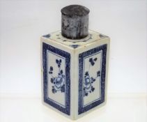 A Chinese porcelain tea caddy with leaf style mark