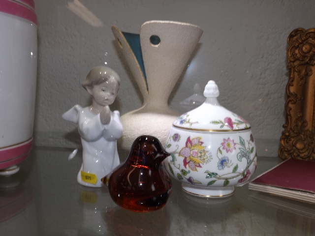 A retro Newlyn jug twinned with other items