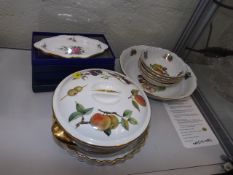 A Royal Worcester tureen & other items