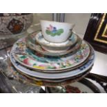 A quantity of mostly Chinese porcelain items a/f