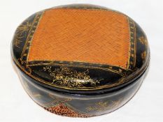 A Japanese lacquerware sewing basket