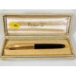 A Parker 51 fountain pen & box