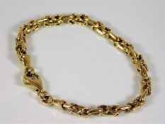 A 9ct gold Gucci style link bracelet