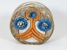 A Troika wheel vase, possibly Alison Bridgen 6.5in