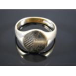 A 9ct gold gents signet ring