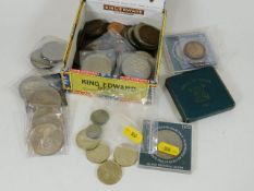 Four two pound coins & a quantity of other coins