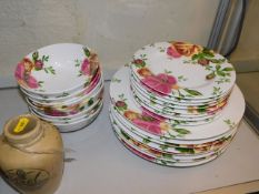 Twenty four pieces of Royal Albert Old Country Ros
