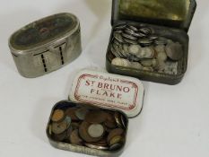 A quantity of vintage coins, including some silver