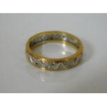 A yellow & white metal ring a/f