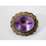 A Georgian yellow metal & amethyst brooch