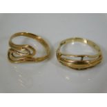 Two small 9ct gold rings a/f