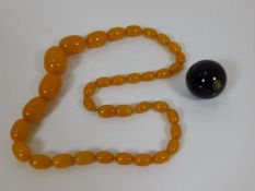 A set of Victorian amber beads approx. 24g
