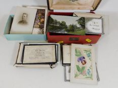 A boxed quantity of memoriam cards & other vintage