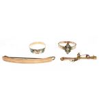 Two dress rings and two bar brooches Condition: