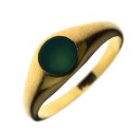 Circular green agate set dress ring, the shank stamped '18ct', size R Condition: