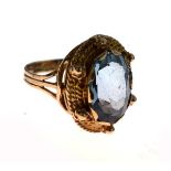 9ct gold oval spinel set dress ring, size K Condition: