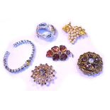 Large quantity of various costume jewellery Condition: