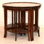 Mid 20th Century mahogany veneered circular top occasional table with pie-crust border and four