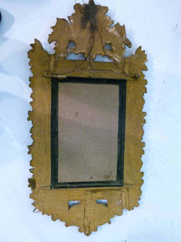 Antique Italian giltwood and gesso wall mirror, the plate with eight conforming surrounding mirrored - Image 8 of 8