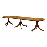 Good quality old reproduction rosewood crossbanded mahogany 'D' end extending dining table