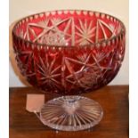 20th Century cut ruby flash bowl standing on a circular star cut foot Condition: