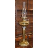 Early 20th Century brass Corinthian column oil lamp Condition: