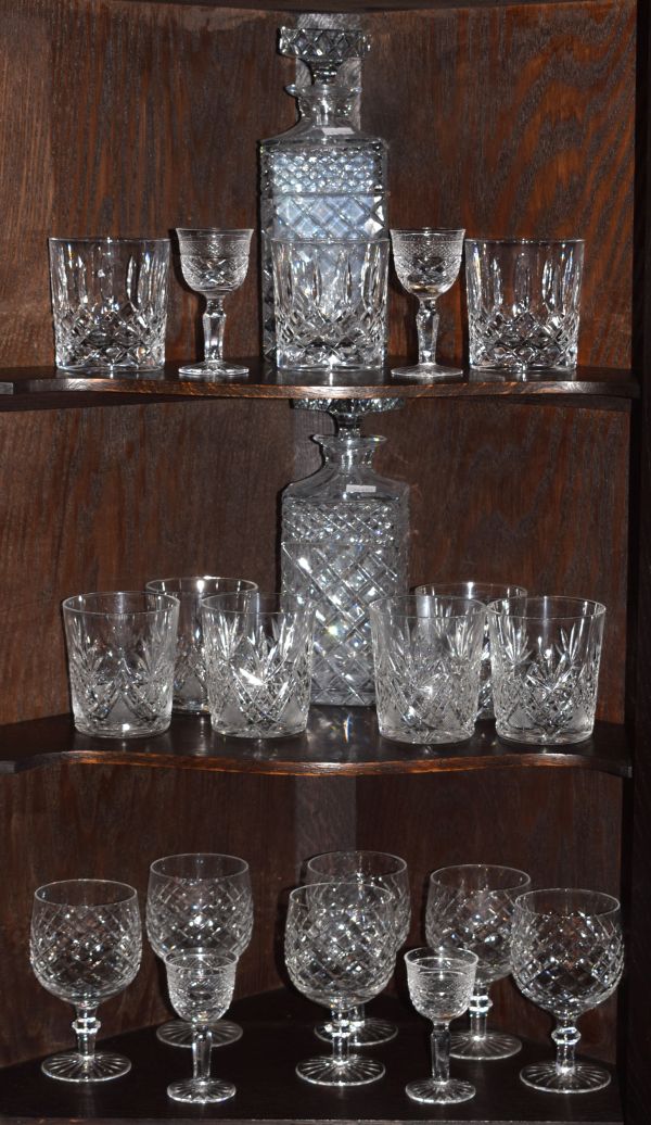 Quantity of good quality cut table glass, decanters etc (three shelves) Condition: