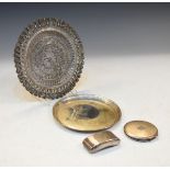 George VI silver circular compact with monogram, Birmingham 1940, white metal filigree circular