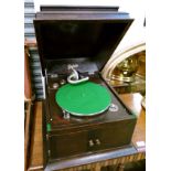 Dulcetto dark stained oak cased table top gramophone having hinged cover Condition: