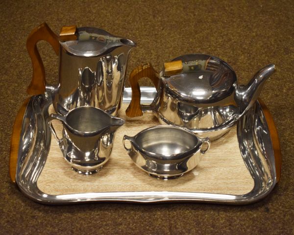 Picquot Ware four piece tea service with tray Condition: