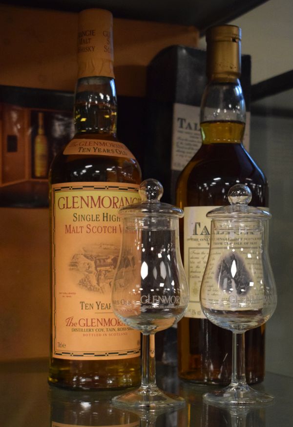 Wines & Spirits - Single Malt Scotch Whisky - Glenmorangie 10 Years with presentation box and