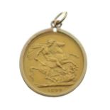 Gold coin - Victorian sovereign 1899 in a 9ct gold pendant mount Condition: