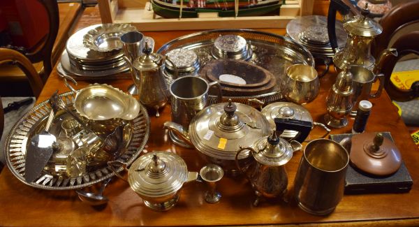 Quantity of various silver plated items Condition: