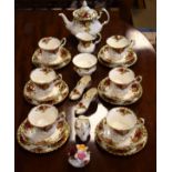 Royal Albert Old Country Roses pattern six person tea service, together with a small quantity of